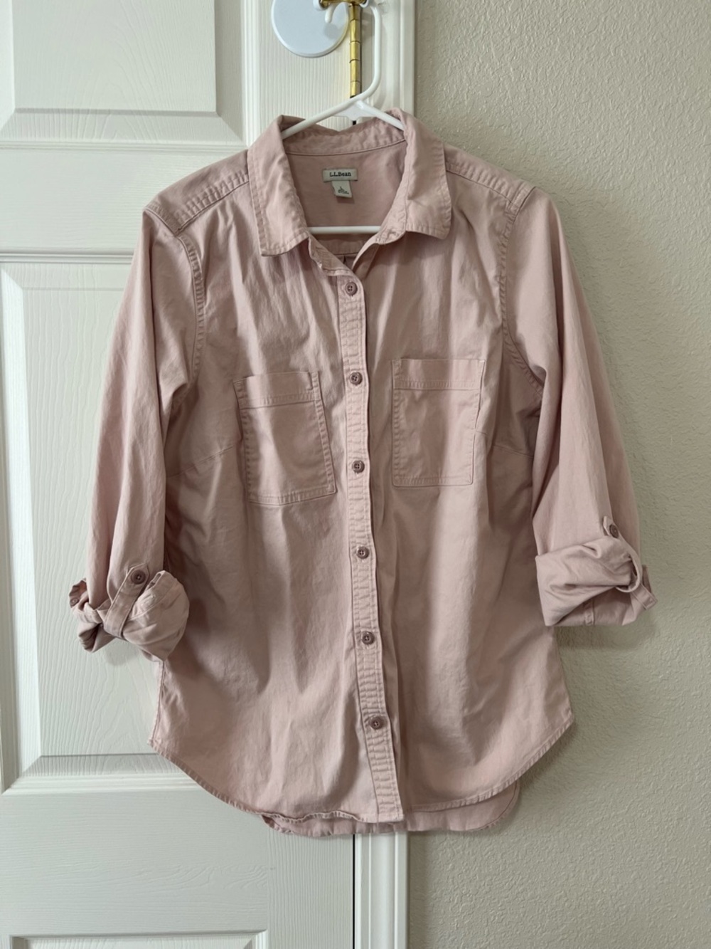 L.L.Bean Pink Button Down Shirt Roll Tab Sleeve Women’s Large Style 516063